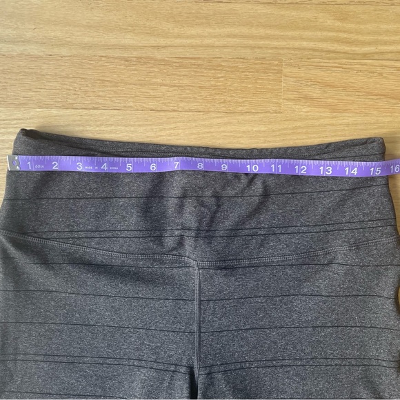 Prana Gray Leggings Size XL in Excellent Condition - Picture 13 of 14